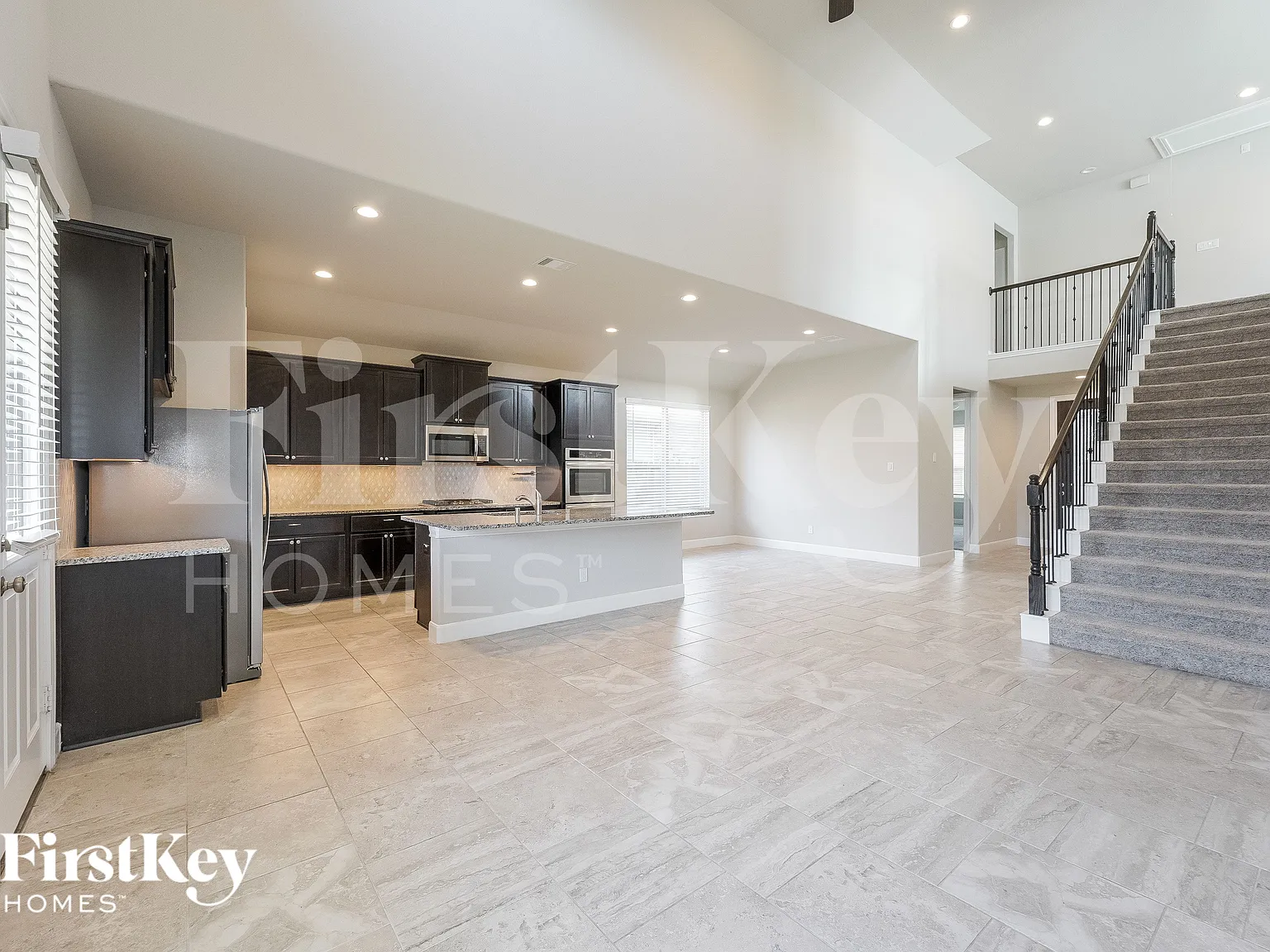 5 bed, 3.0 bath, 2931 sqft, $3,040 — Photo 4