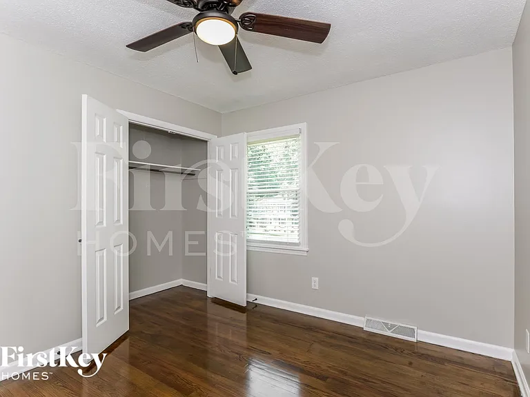 524 Jasin Dr — Photo 11