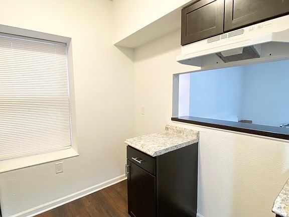 4th image of 3214 Harrison St #3220-3C