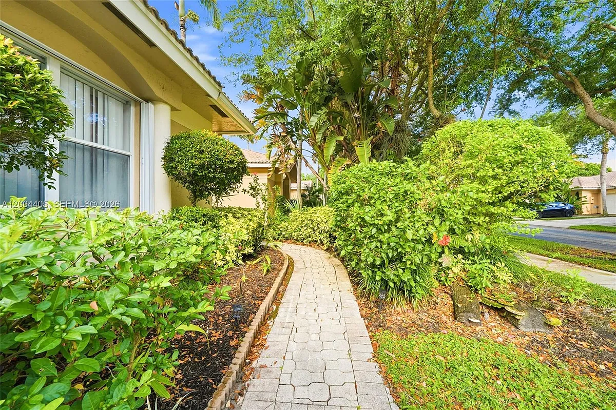 Photo 2 of 31 - 2513 Coral Trace Pl #0 - Delray Beach, FL Building Photo - 2513 Coral Trace Pl #0