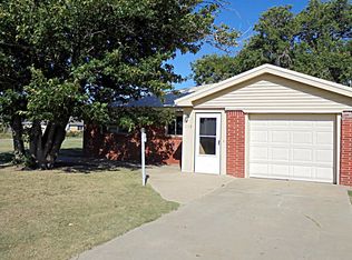 119 N Main, Sunray, TX 79086