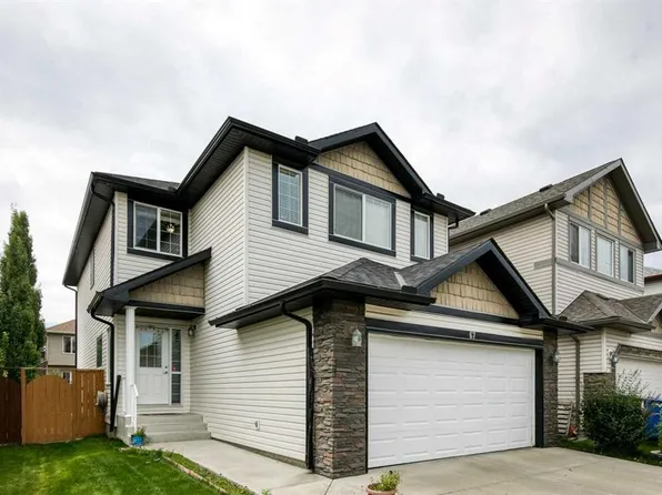 67 N Everwoods Park SW, Calgary, AB T2Y 0G3