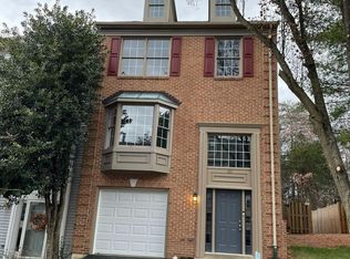 887 Tall Oaks Sq SE, Leesburg, VA 20175