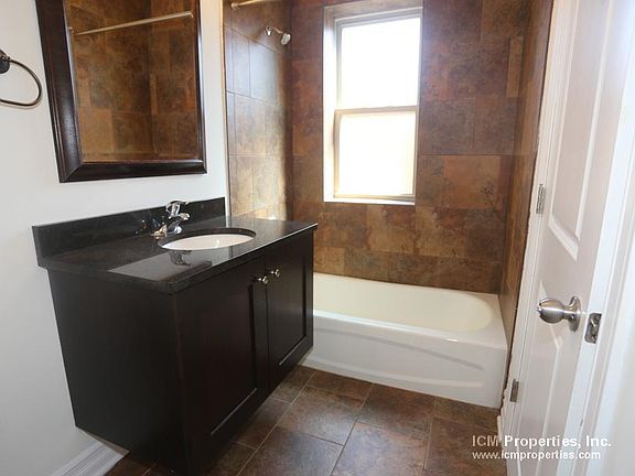 5th image of 3810 N Sheffield Ave APT 3E
