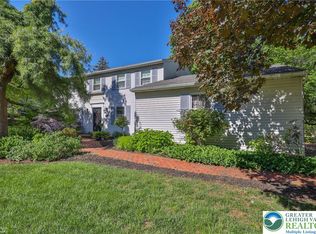 1245 Valley View Dr, Allentown, PA 18103