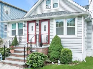 8 Bay Beach Ave FLOOR 1, Bayville, NY 11709