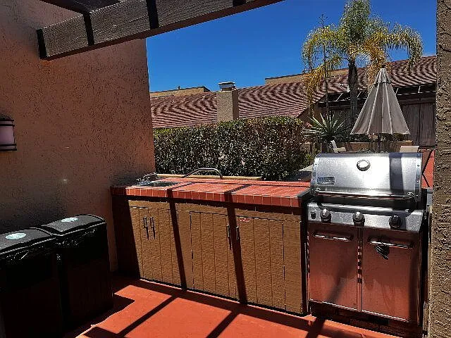 2204 Plaza De Las Flores — Photo 65