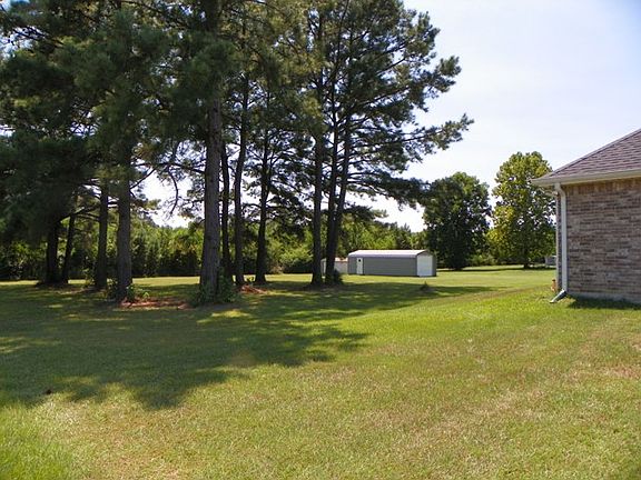 3rd image of 507 Delia Dr