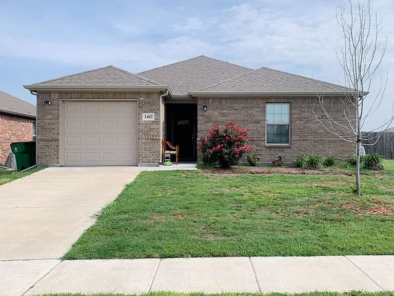 1402 Warringwood Dr — Photo 28