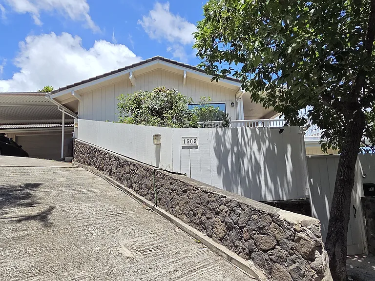 1505 Halekoa Dr — Photo 5