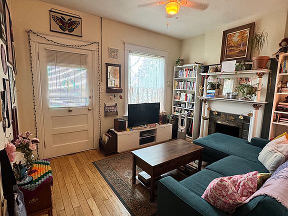 4th image of 42 W Cedar Ave