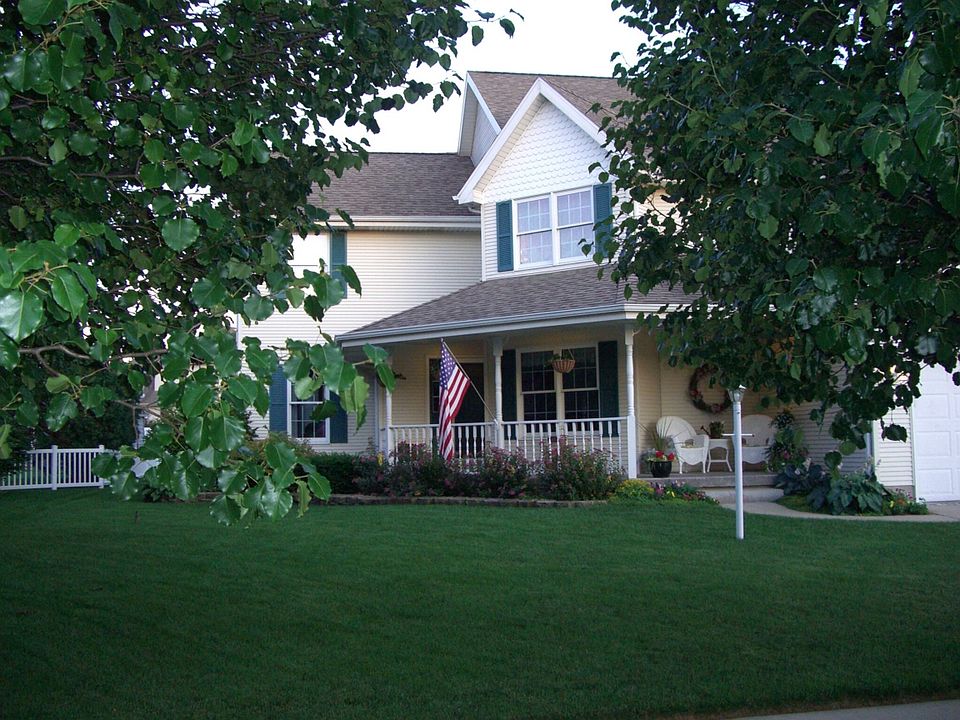 1st image of 1603 Waterberry Dr