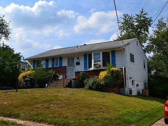 2nd image of 7014 Nimitz Dr