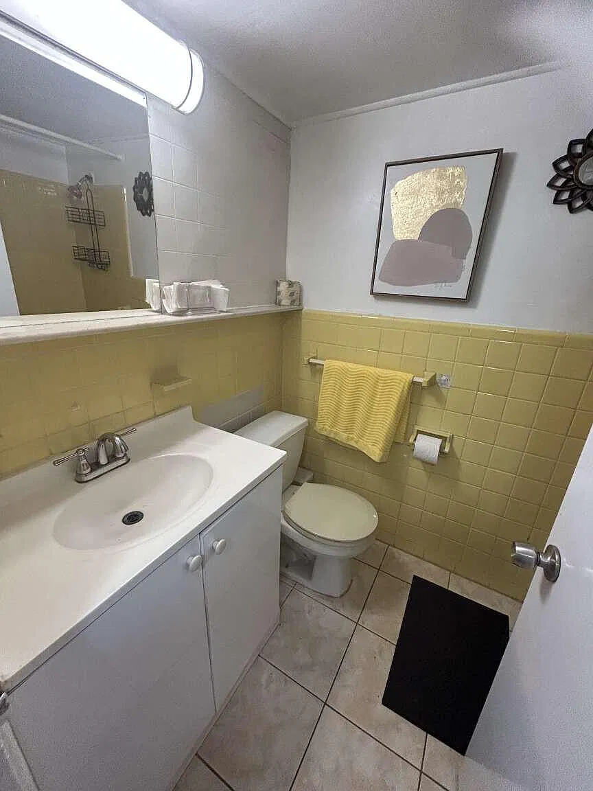 Studio, 1.0 bath, 300 sqft, $1,975 — Photo 3