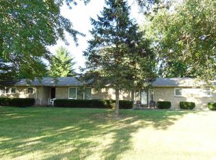 802 E Wood Ln, Terre Haute, IN 47802