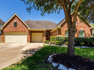 5023 Misty Park Ln, Sugar Land, TX 77479