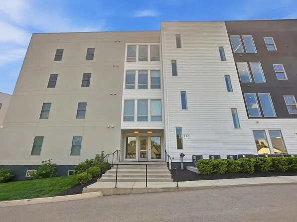 5233 Highpointe Lakes Dr #202, Westerville, OH 43081