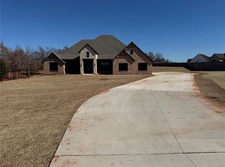 912 Acclivis Cir, Newcastle, OK 73065