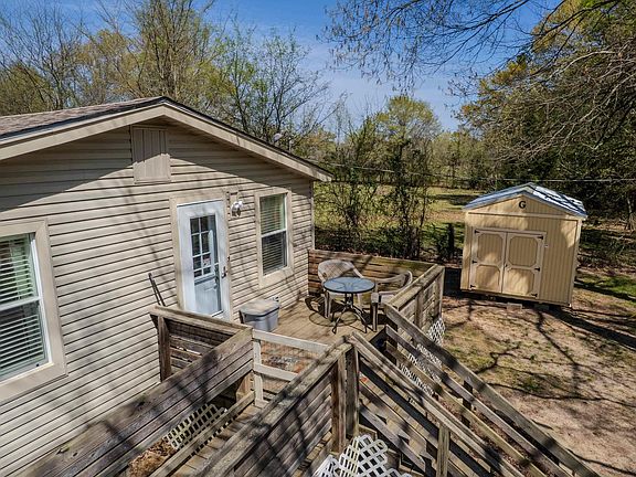 5th image of 9064 County Road 2100 NE