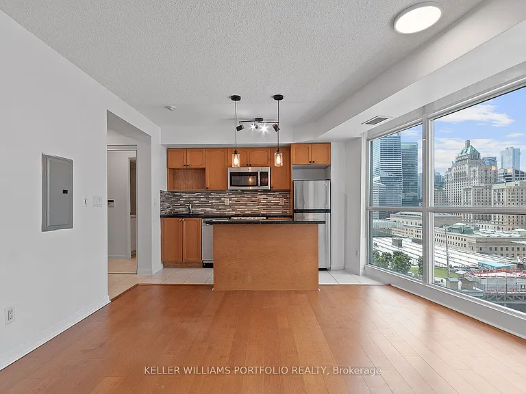 18 Yonge St #1504 — Photo 10