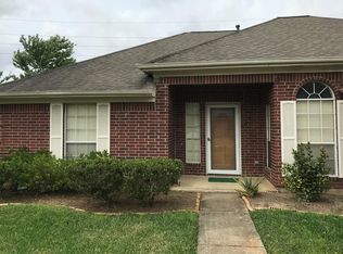 2922 Russett Pl W, Pearland, TX 77584