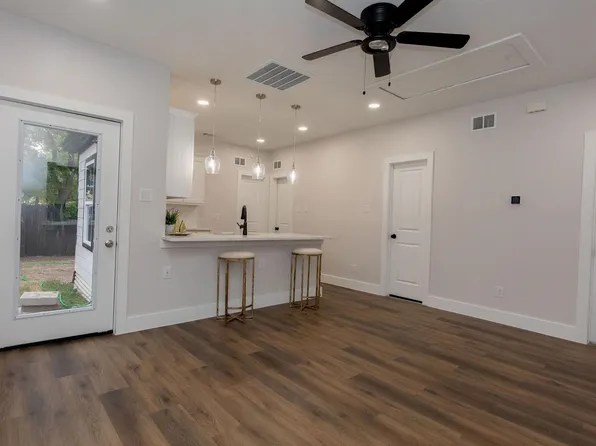 6675 Half Elm St, Frisco, TX 75034