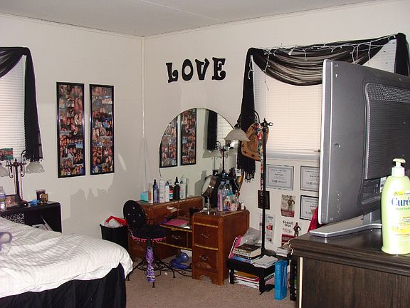 230 Bedroom1a_02192016