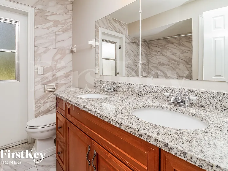 1013 Taproot Dr — Photo 10