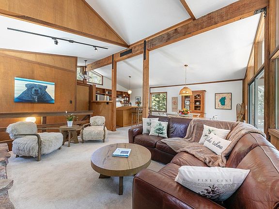 3rd image of 340 Olympic Valley Rd