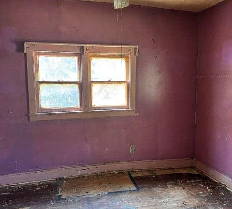 5th image of 2326 N Jefferson Avenue