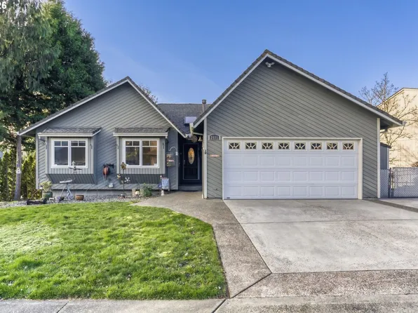 2401 SW Eleven Mile Dr, Gresham, OR 97080