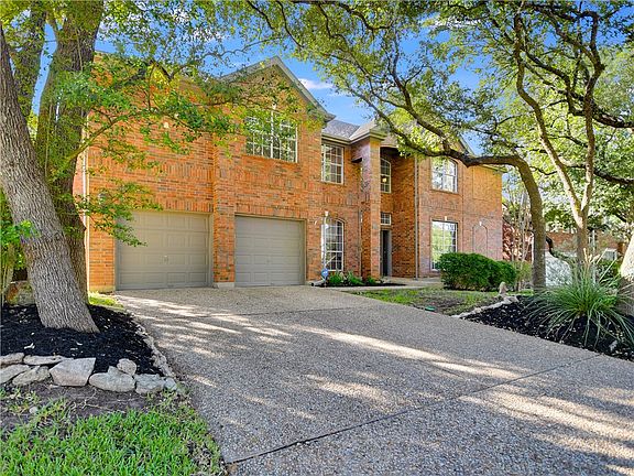 2nd image of 7625 Yaupon Dr