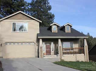 1022 NE 12th St, Bend, OR 97701