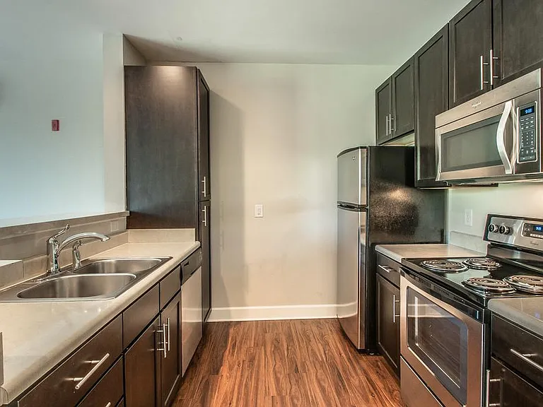 Parkview Midtown Apartments — Photo 27