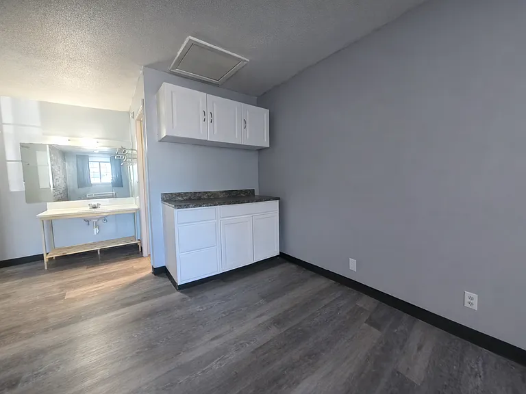 401 N East Ave #17 — Photo 16