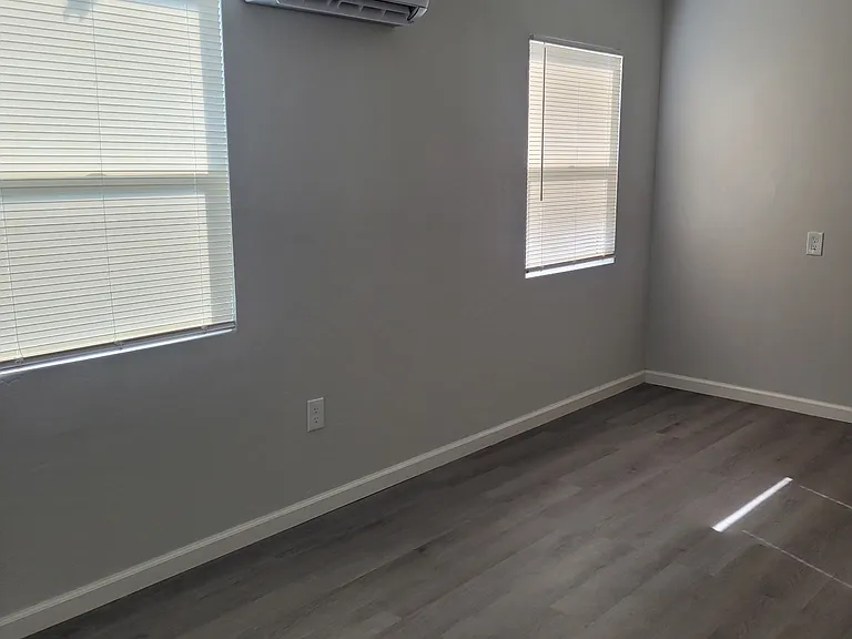 115 1/2 Woodrow Ave #B — Photo 4
