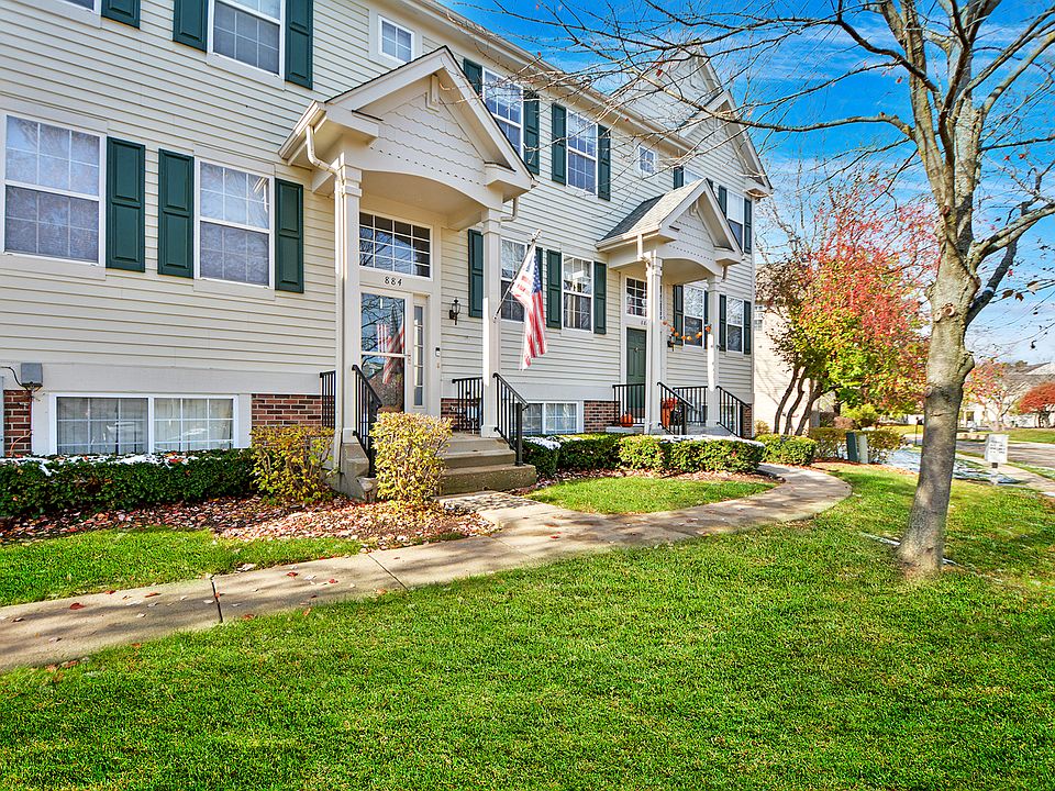 1st image of 884 Essex Cir