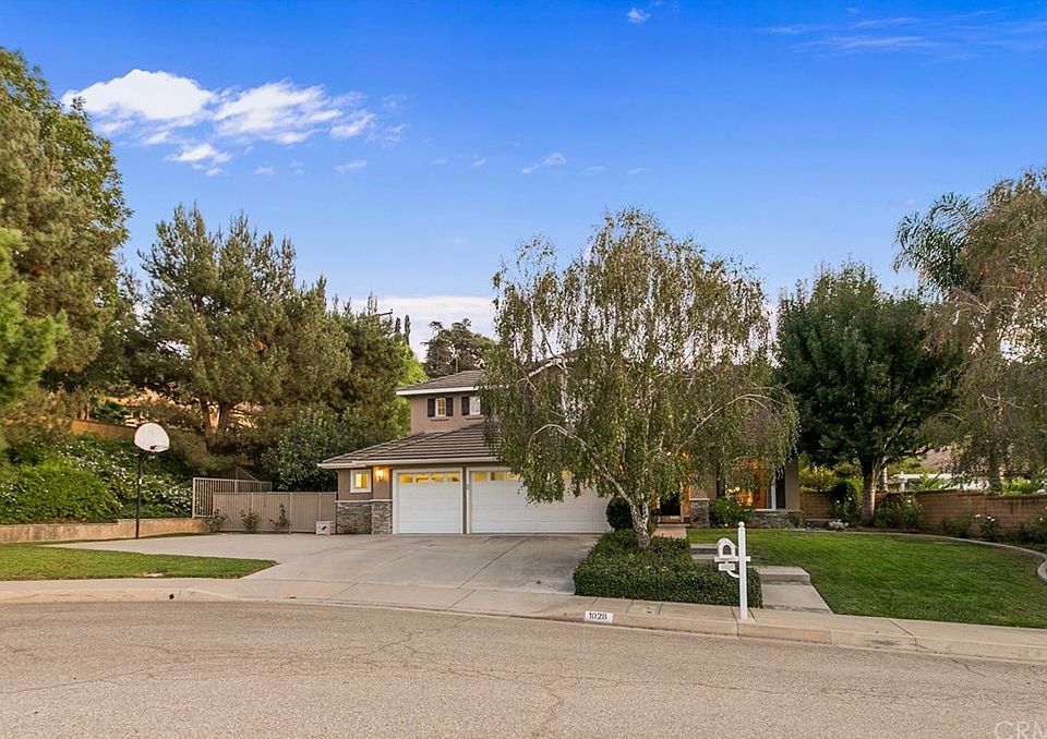 1st image of 1028 Candlewicke Ct
