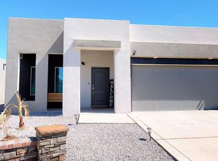 905 Desert Verbena Cir, Socorro, TX 79927