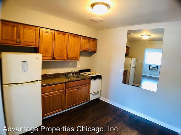3rd image of 4816 157th St APT 12