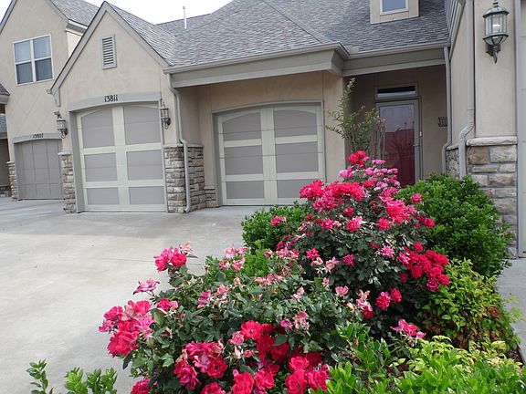 Watch Visual Tour for more pictures and information