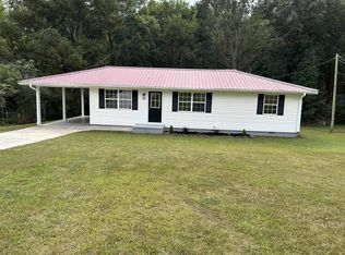 94 Meadow Dr, Holly Pond, AL 35083