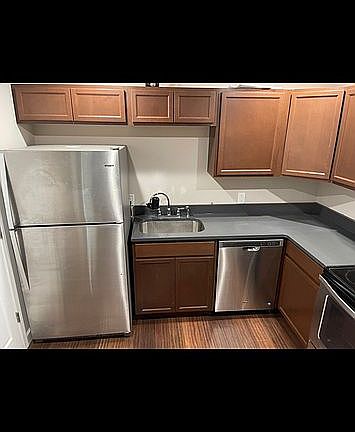 2nd image of 3215 Katherine St