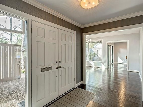 3rd image of 10034 Bordley Dr