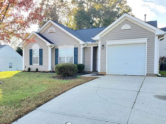 2nd image of 6828 Ayrshire Glen Pl