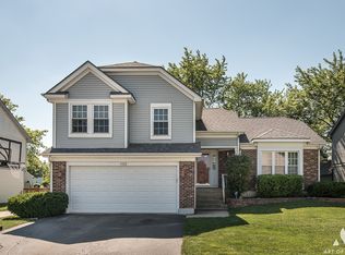 1123 Wilkes Ln, Lake Zurich, IL 60047