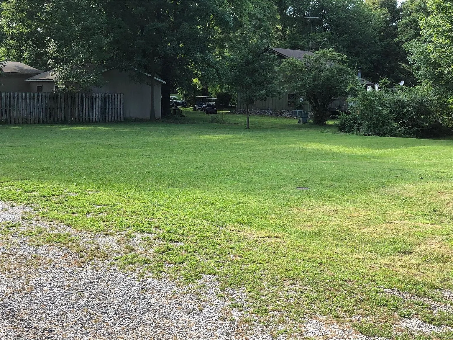 11 Sunset Dr photo 1