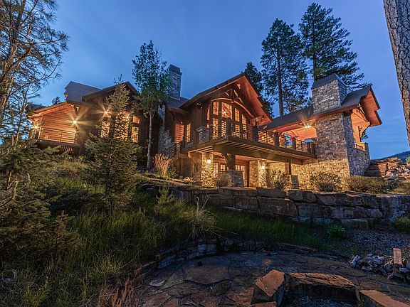 2nd image of 275 Lodgepole Dr