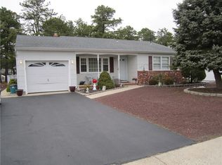 53 Sheepshead Dr, Toms River, NJ 08757