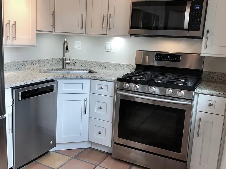 321 Tesuque Dr #C — Photo 1